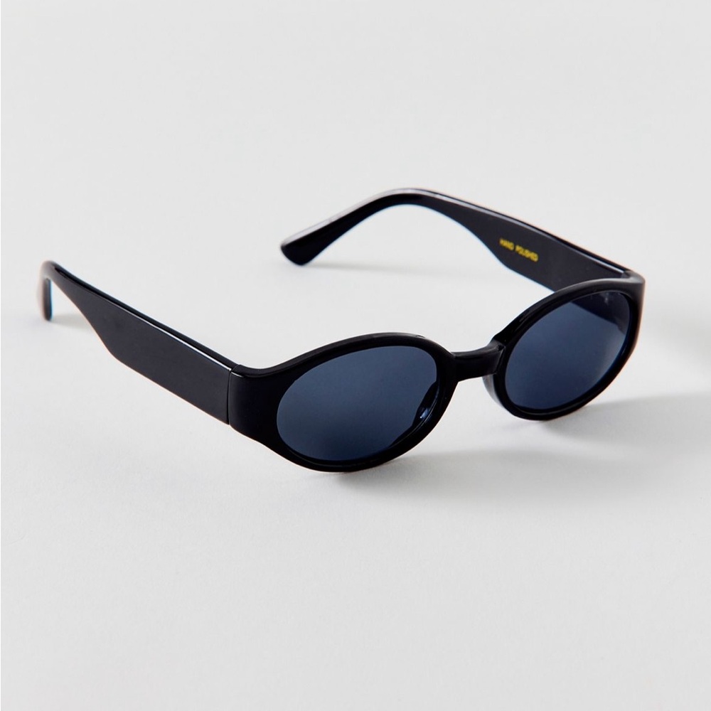 Urban Outfitters Vintage Minks Black Oval Sunglasses